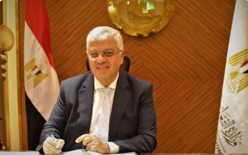 وزير التعليم العالي يعلن صدور قرارات جمهورية بتعيين قيادات جامعية جديدة