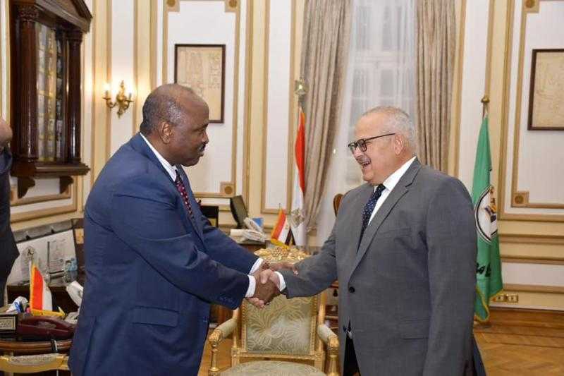 الخشت يستقبل سفير جيبوتي لبحث سبل تعزيز علاقات التعاون المشترك
