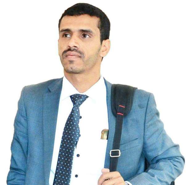 الخطاط اليمني حسن البكولي