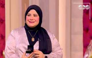 تبرعت بالورث والسيارة لإسعاد الأيتام ورأت الرسول في المنام.. ريهام مصطفى تحصل على قلاده ذهبية