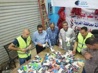 المهندس أيمن حافظ يُدخل الفرحة على أطفال الغربية بهدايا العيد