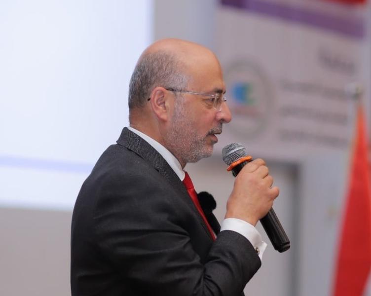 الدكتور محمد أنور