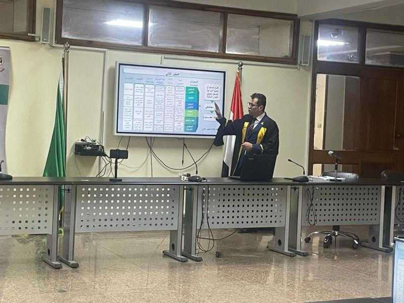 النائب إيهـاب زكريا يناقش أطروحة دكتوراه حول تطوير المدن التراثية إلى مدن إبداعية