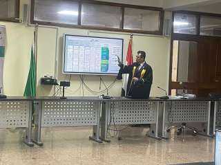 النائب إيهـاب زكريا يناقش أطروحة دكتوراه حول تطوير المدن التراثية إلى مدن إبداعية
