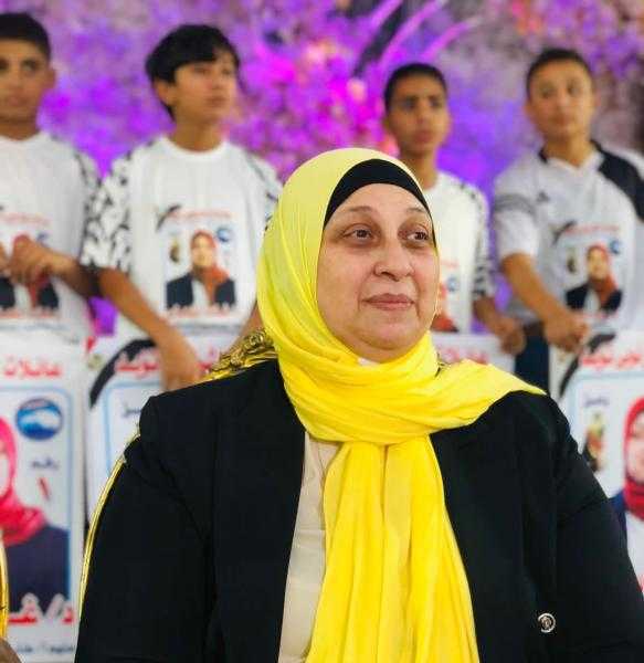 بحفاوة كبيرة .. أهالي الرياض يستقبلون الدكتورة غادة النحاس