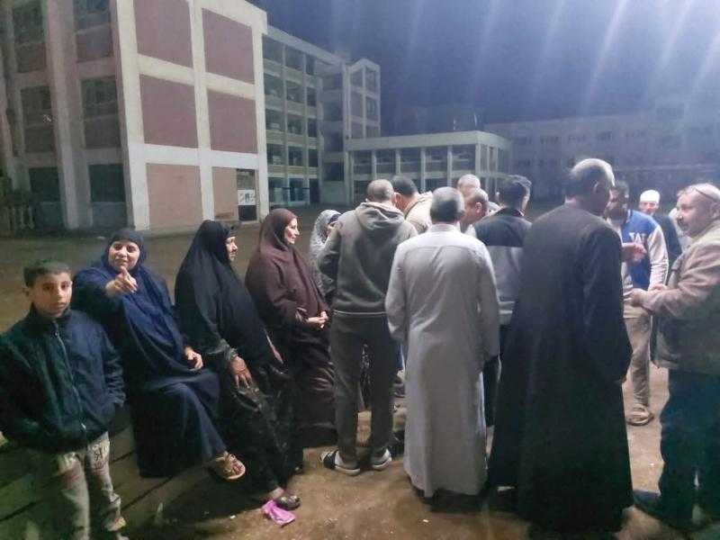 قبل غلق اللجان .. إقبال على لجان الانتخابات بكفرالشيخ