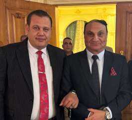 المستشار عطية الفقي يهنئ اللواء رأفت الفقي بمناسبة زفاف نجله