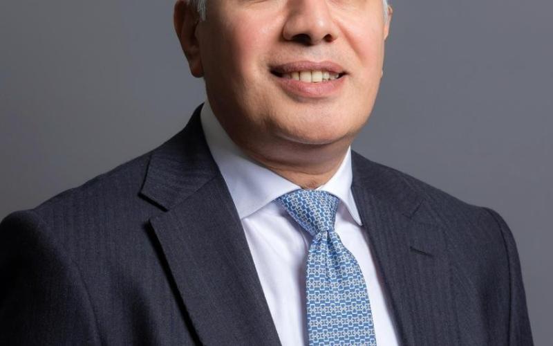 بإجمالي محفظة وصلت إلى 192 مليار جنيه..  البنك الأهلي المصري يواصل دعم أصحاب المشروعات الصغيرة والمتوسطة