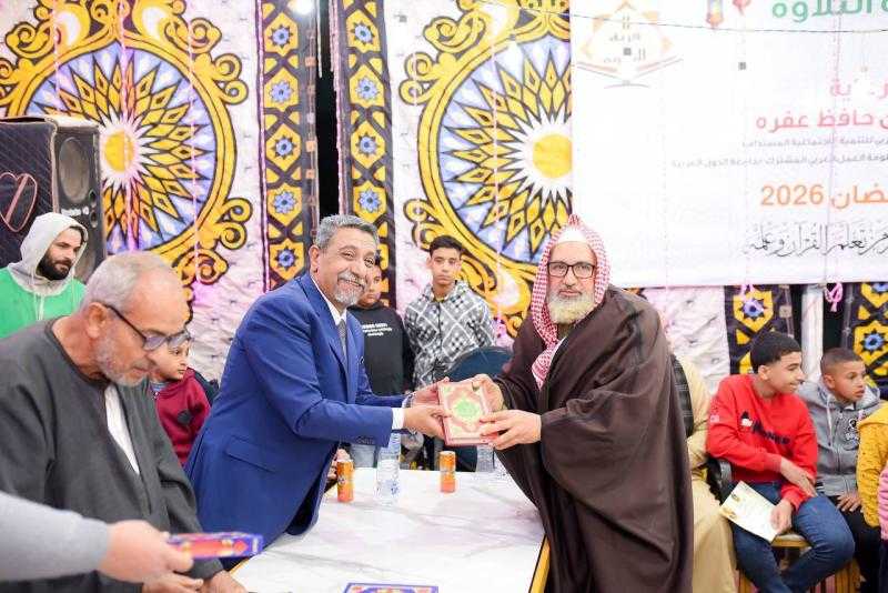 برعاية أيمن حافظ عفره.. تكريم حفظة القرآن الكريم بعزبة السعادوة بطنطا