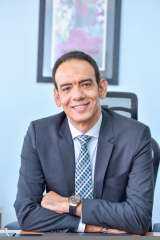 هيثم عرفه: رغم التطورات الإقليمية .. الطيران الشارتر يواصل تفويج السائحين لمطارات المدن السياحية المصرية