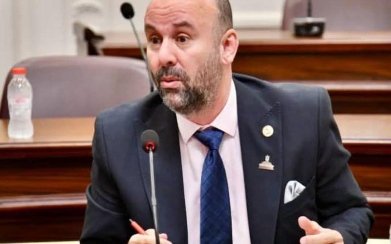 النائب باسم كامل يطالب وزراء الزراعة والتموين والمالية برفع سعر توريد القمح